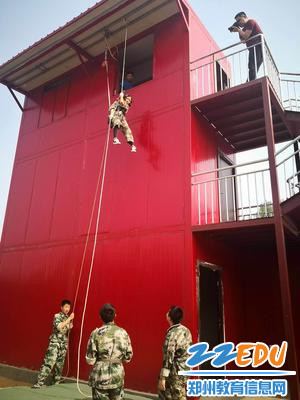 走出教室，走进“森林厨房” 经纬中学拓展训练这样“玩”出成长